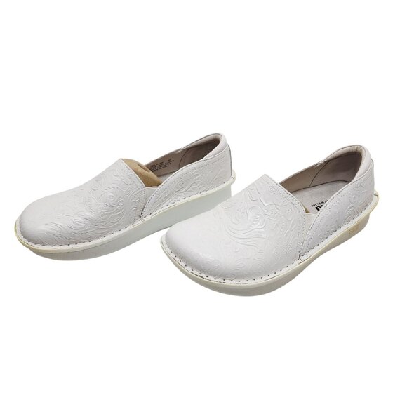 Alegria Womens Debra White Tooled Slip-On Nursing Shoes 39W Comfortable Leather - Picture 6 of 13